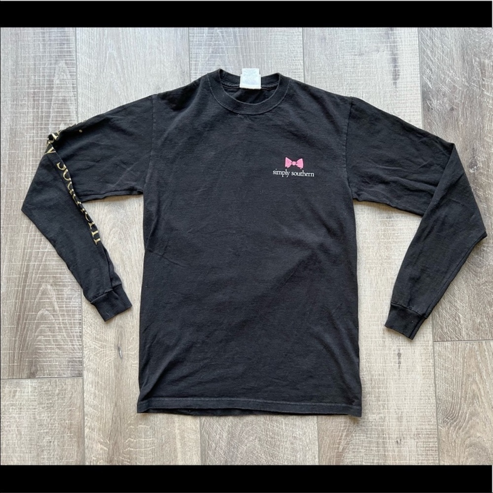 Simply Southern Southern State of Mind Long Sleeve Shirt in Black